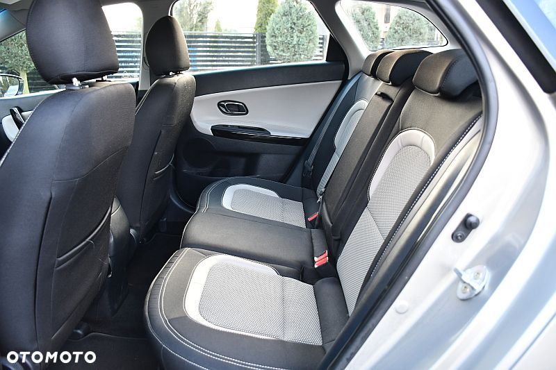 Kia Ceed 1.6 GDI Platinum Edition - 21