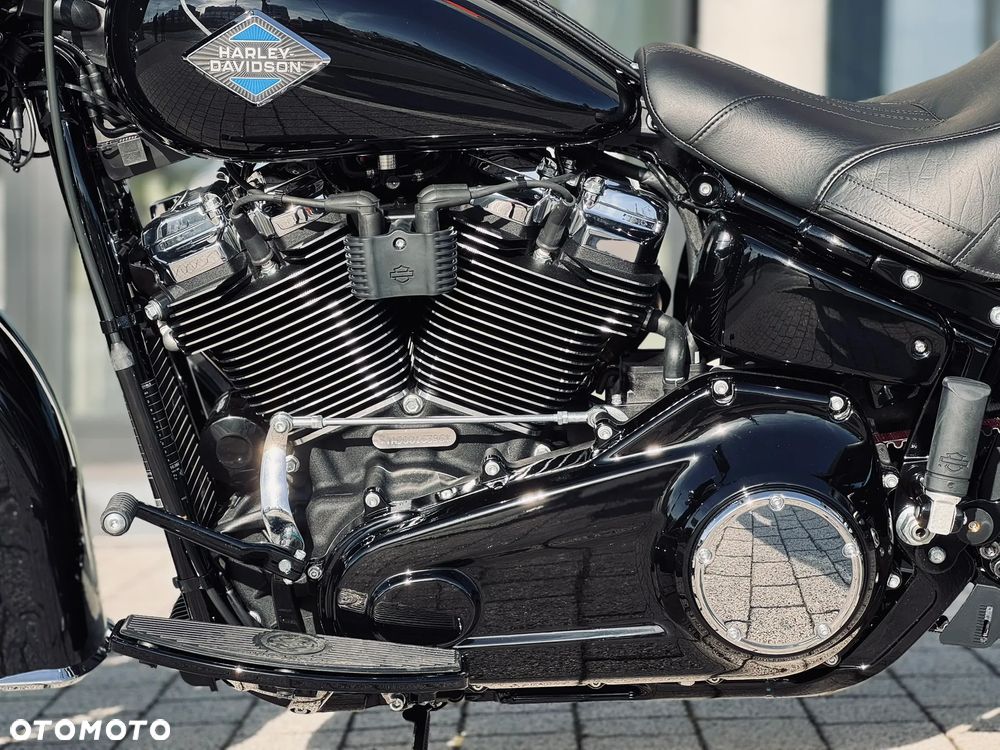 Harley-Davidson Softail Heritage Classic - 20