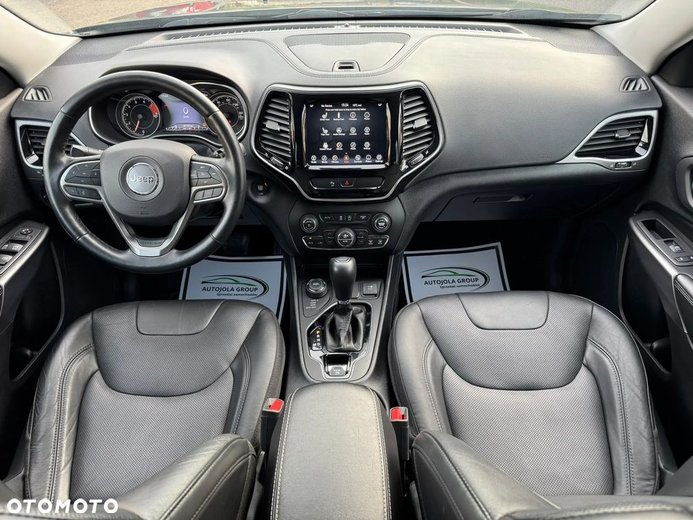 Jeep Cherokee - 7