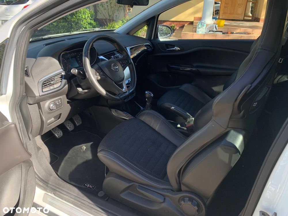 Opel Corsa 1.6 T OPC - 9