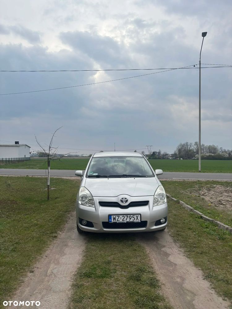 Toyota Corolla Verso 1.8 Sol 7os - 19