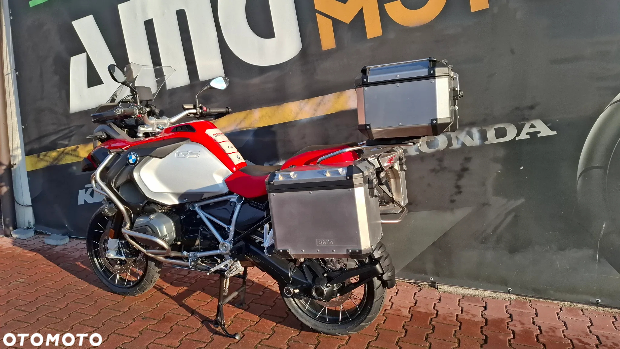 BMW R - 9