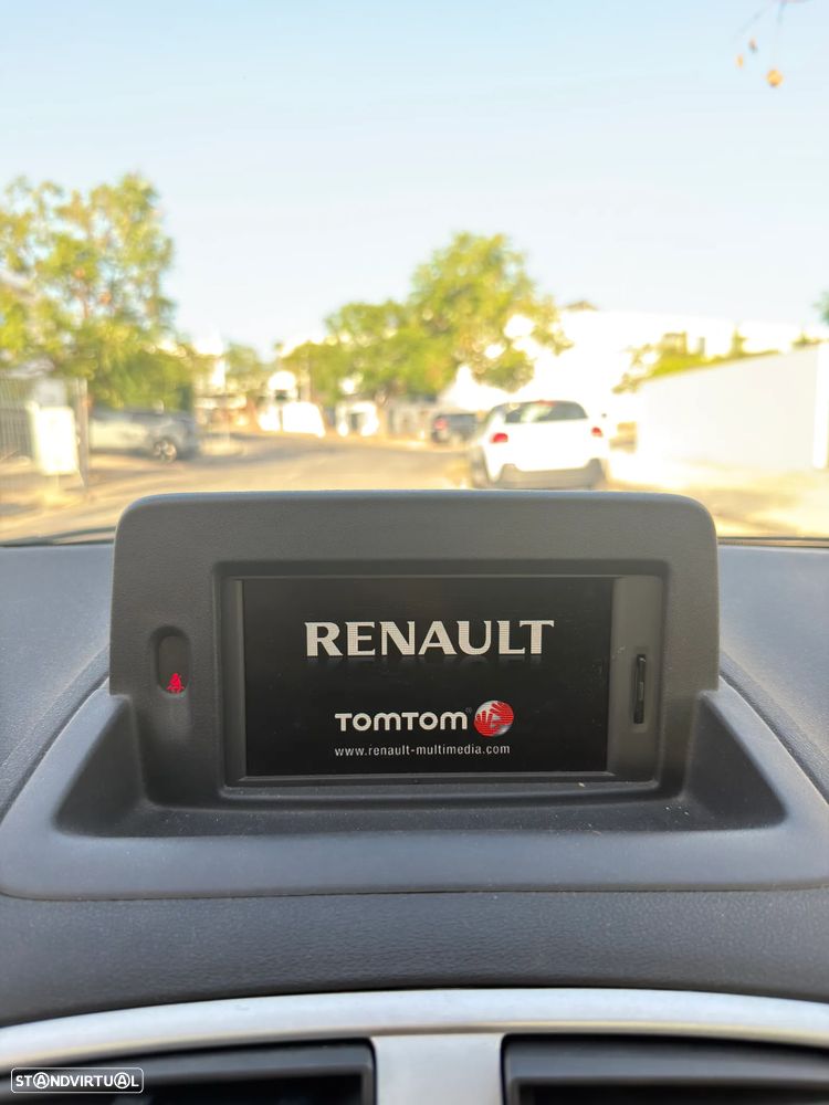 Renault Clio 1.2 TCE Dynamique S - 16