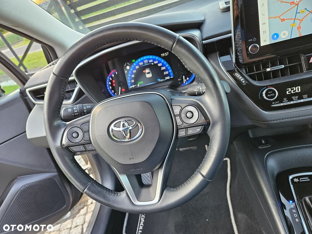 Toyota Corolla 1.8 Hybrid Comfort - 22