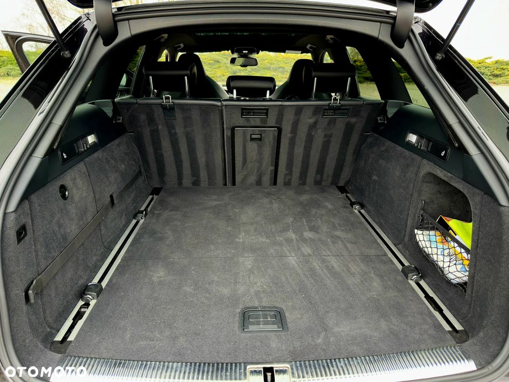 Audi RS6 Avant - 29