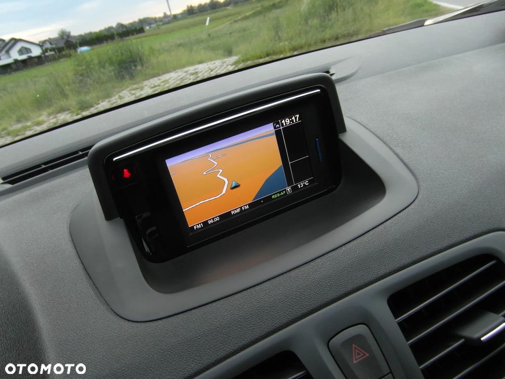 Renault Megane 1.6 16V 110 LIMITED - 27