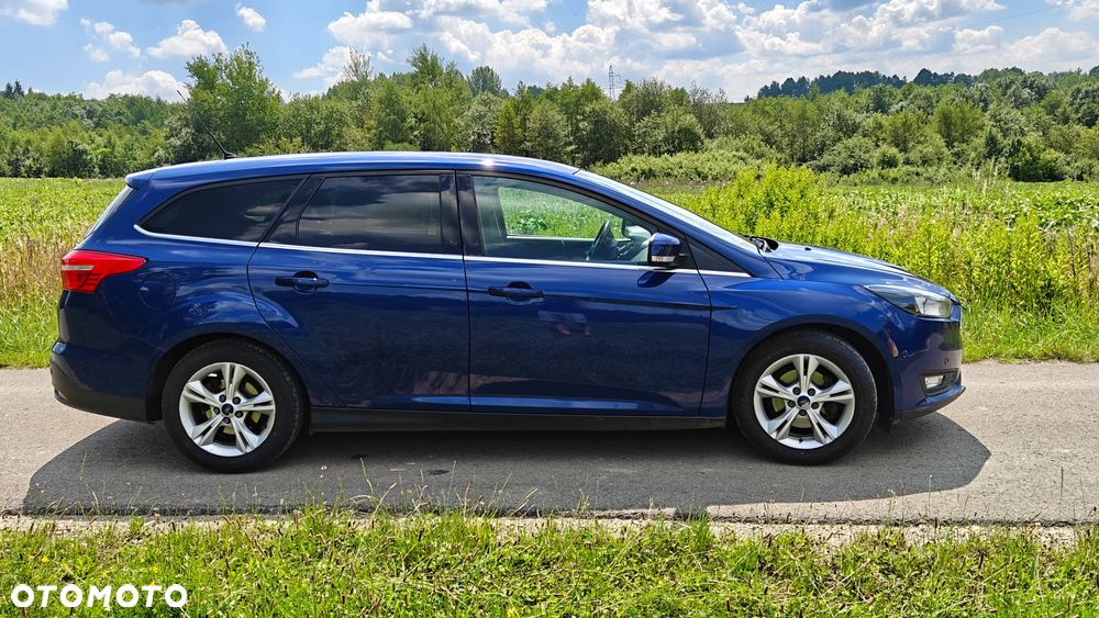 Ford Focus 1.5 TDCi Trend Sport - 4
