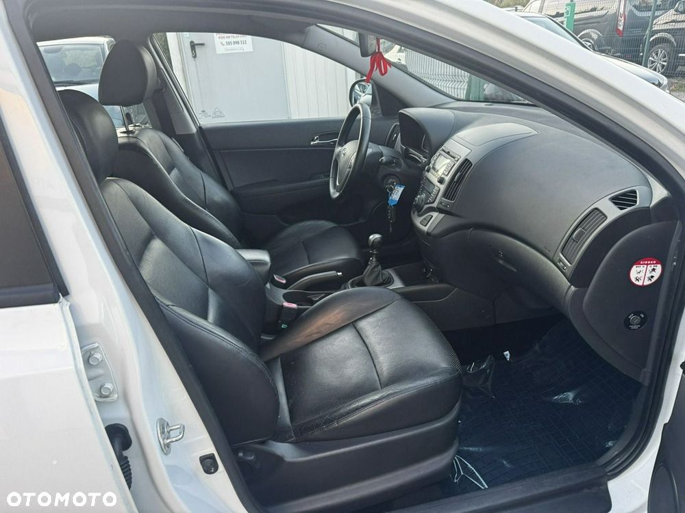 Hyundai i30 - 12
