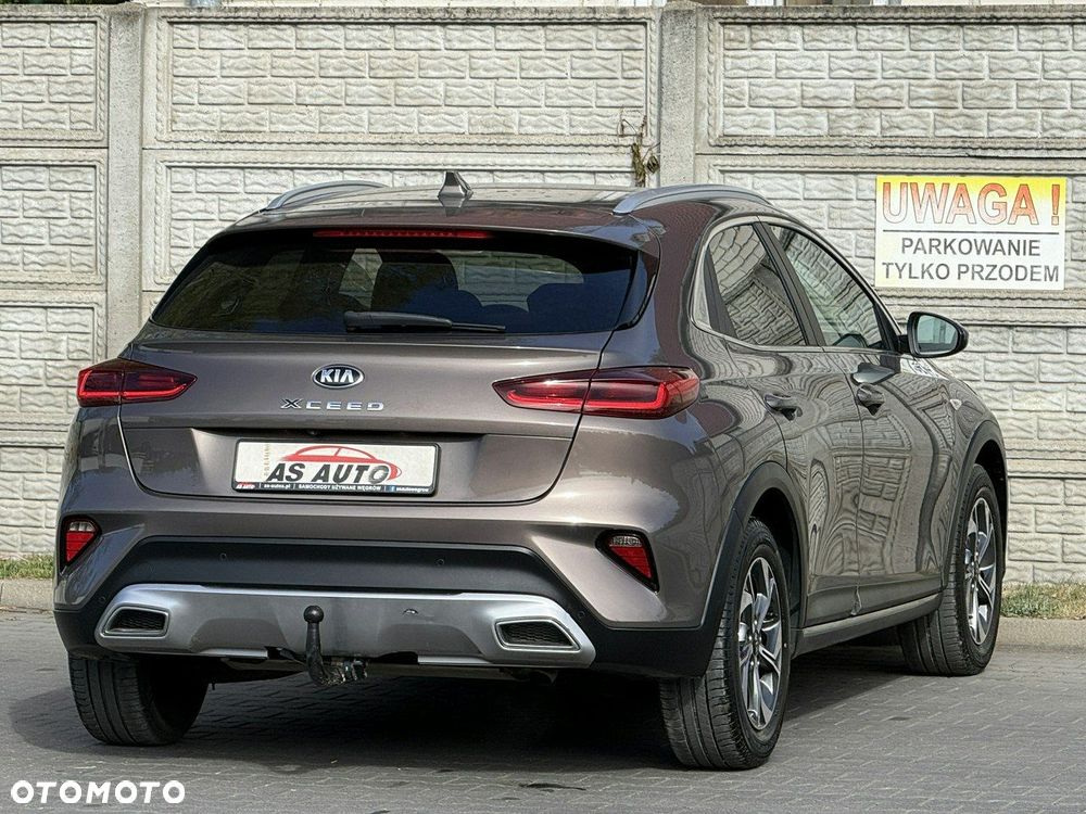 Kia XCeed 1.0 T-GDI L Business Line - 3