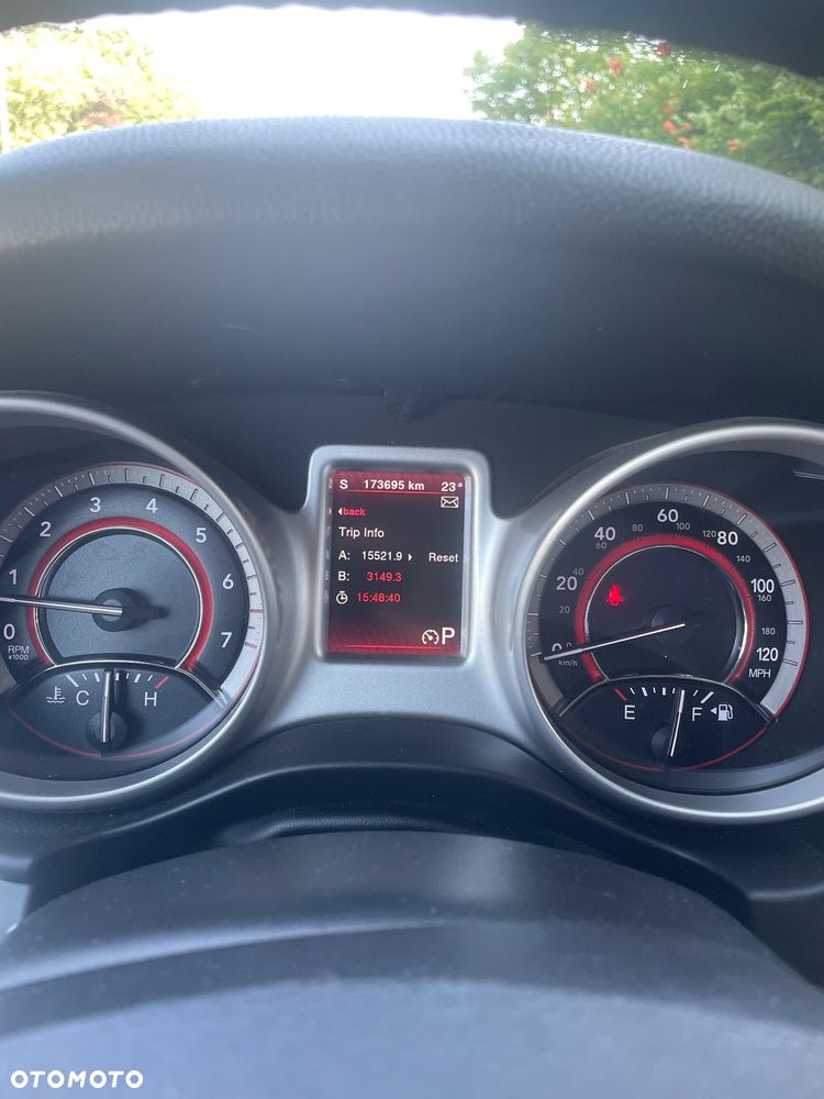 Dodge Journey - 8