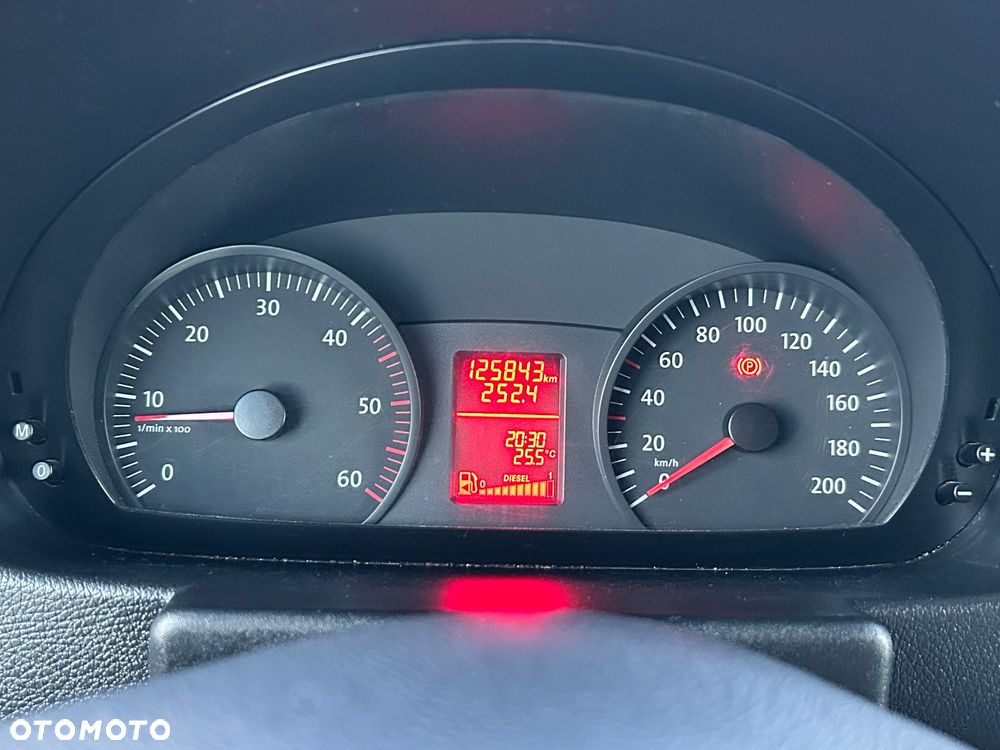 Volkswagen Crafter 2.5TDI - 12