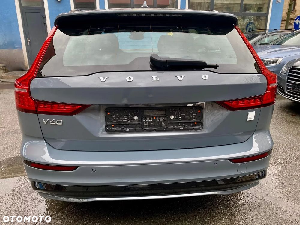 Volvo V60 T8 AWD Plug-In Hybrid Polestar Engineered R-Design - 5