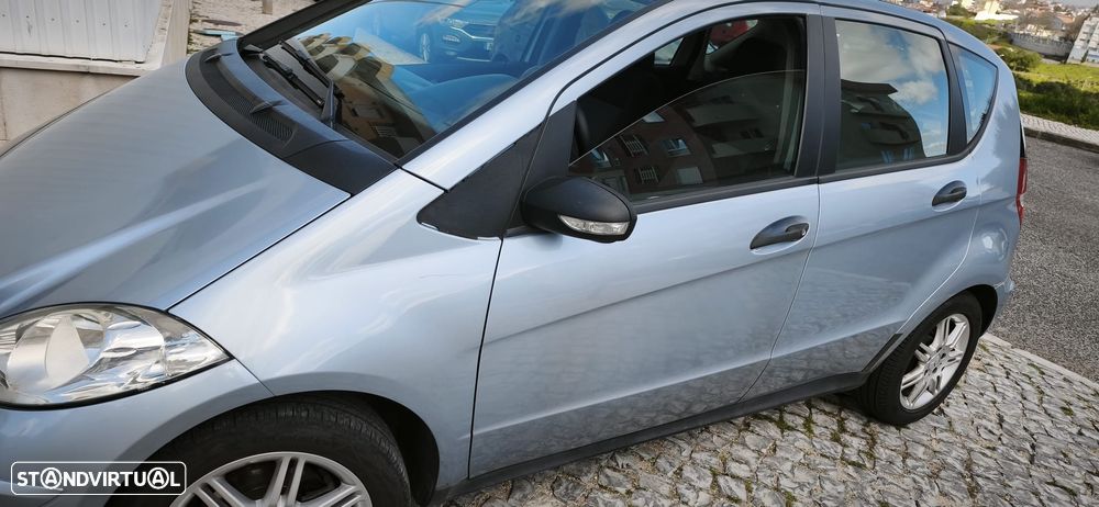 Mercedes-Benz A 180 CDI Classic Automatic - 16