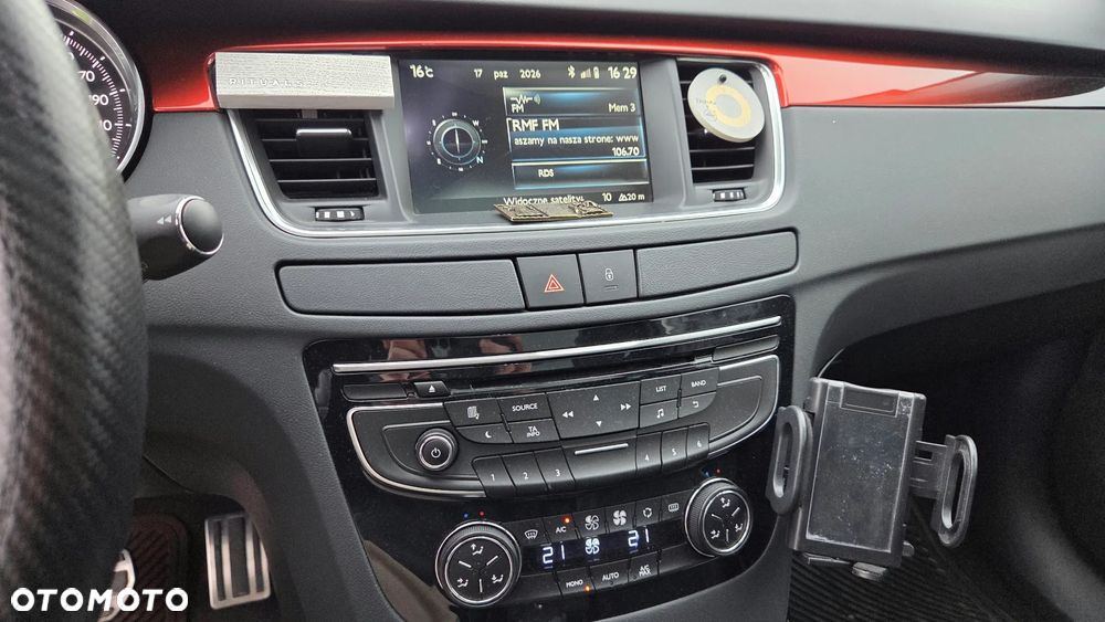 Peugeot 508 RXH Hybrid4 - 24