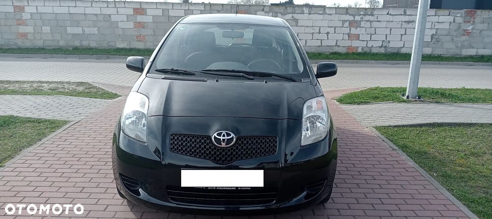 Toyota Yaris 1.3 Luna - 2