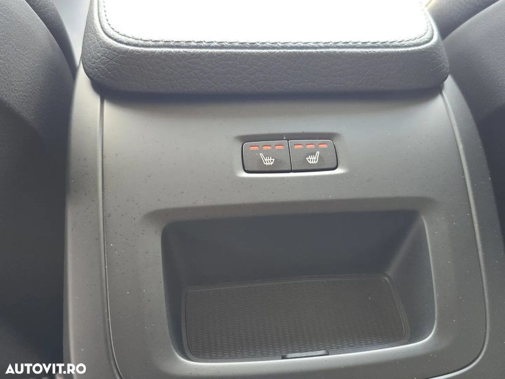 Volvo XC 90 B5 MHEV AWD 7 locuri Momentum Pro - 16
