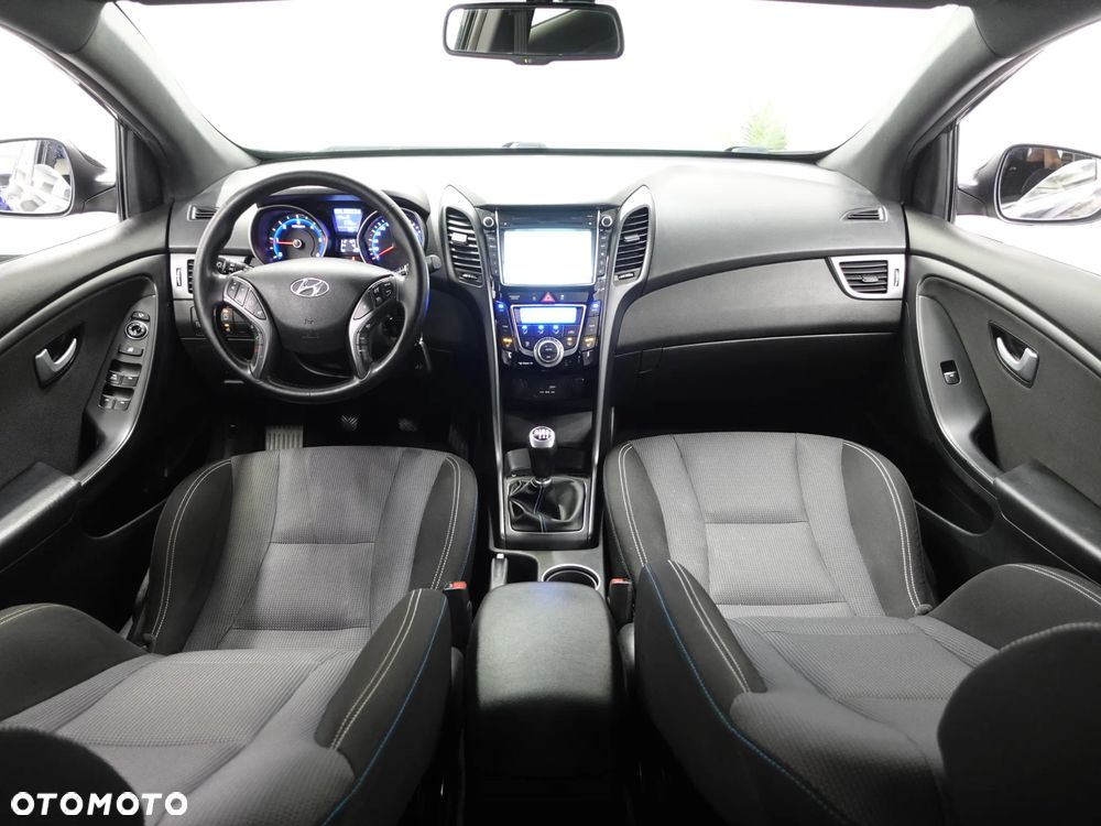 Hyundai i30 1.6 CRDI Passion - 26