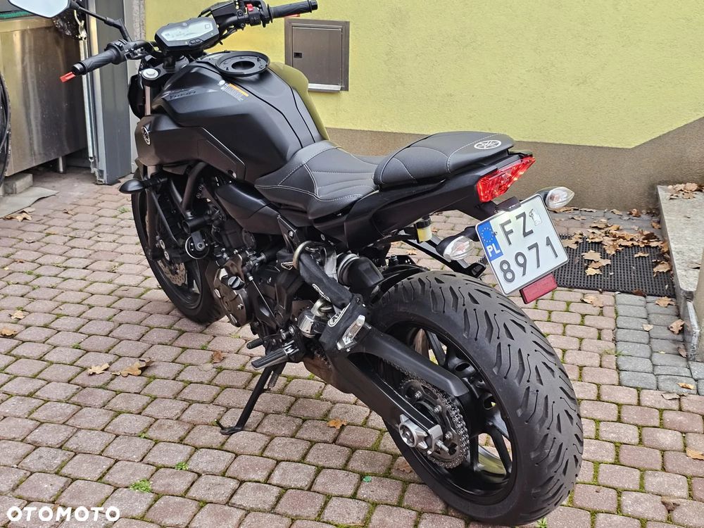 Yamaha MT - 6