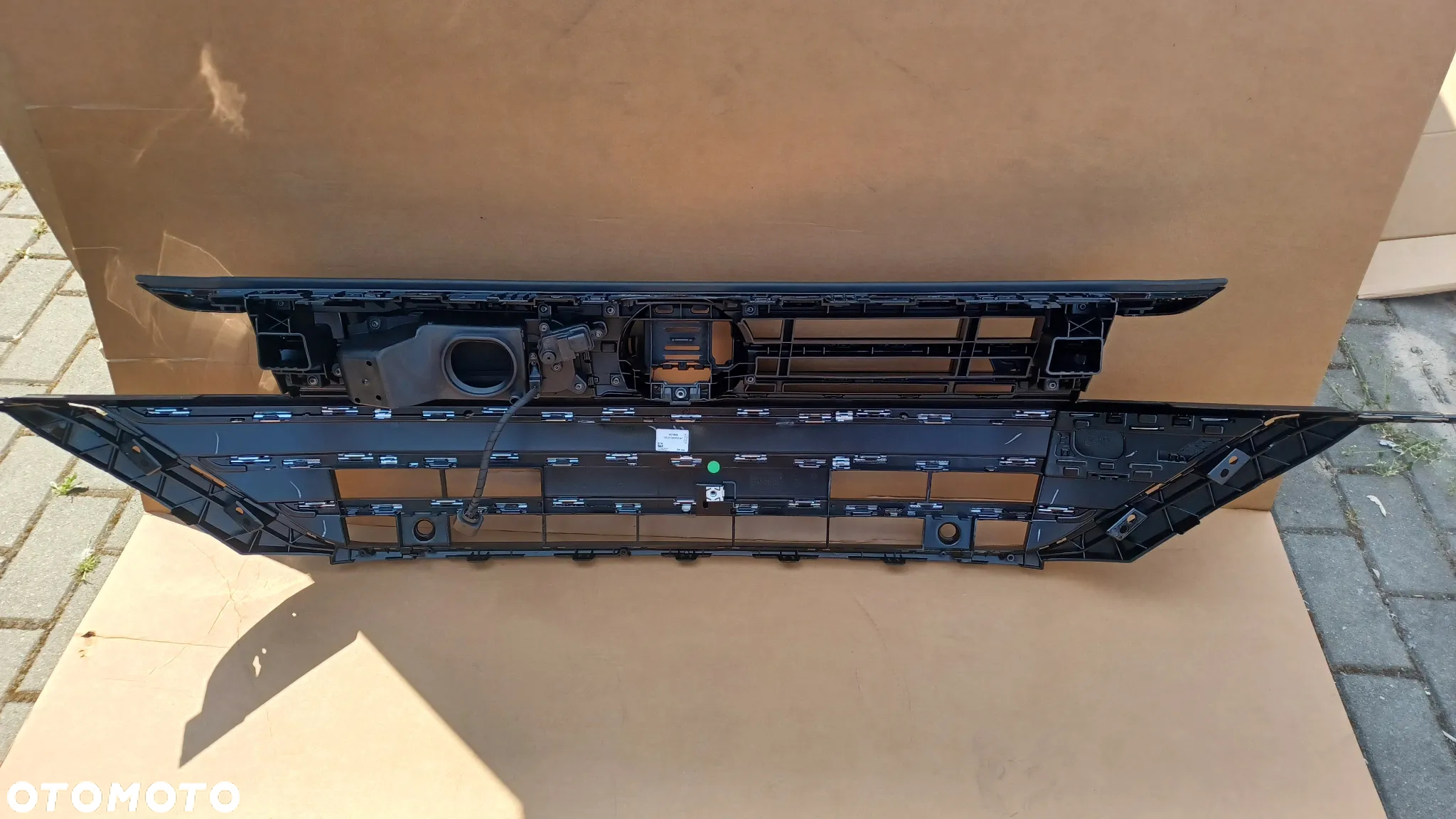VW ARTEON GRILL R-LINE NOWY ORYGINAŁ 3G8853655 - 2