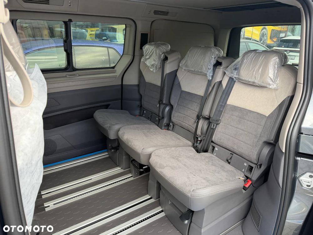 Volkswagen California - 11