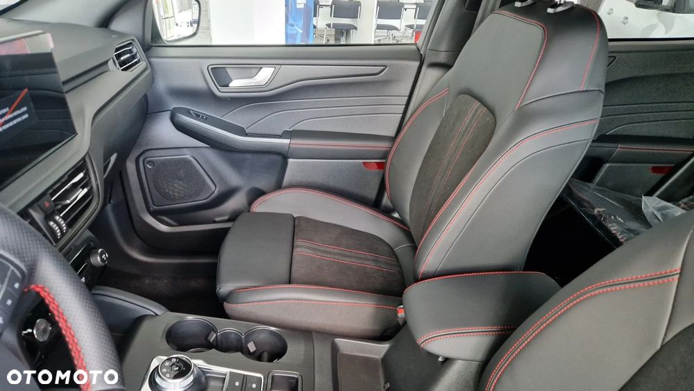 Ford Kuga 2.5P PHEV FWD ST-Line X - 10