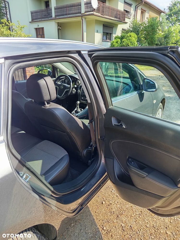 Opel Astra 1.4 Turbo - 15