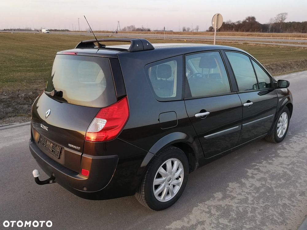 Renault Grand Scenic 2.0 16V Luxe Privilege - 22