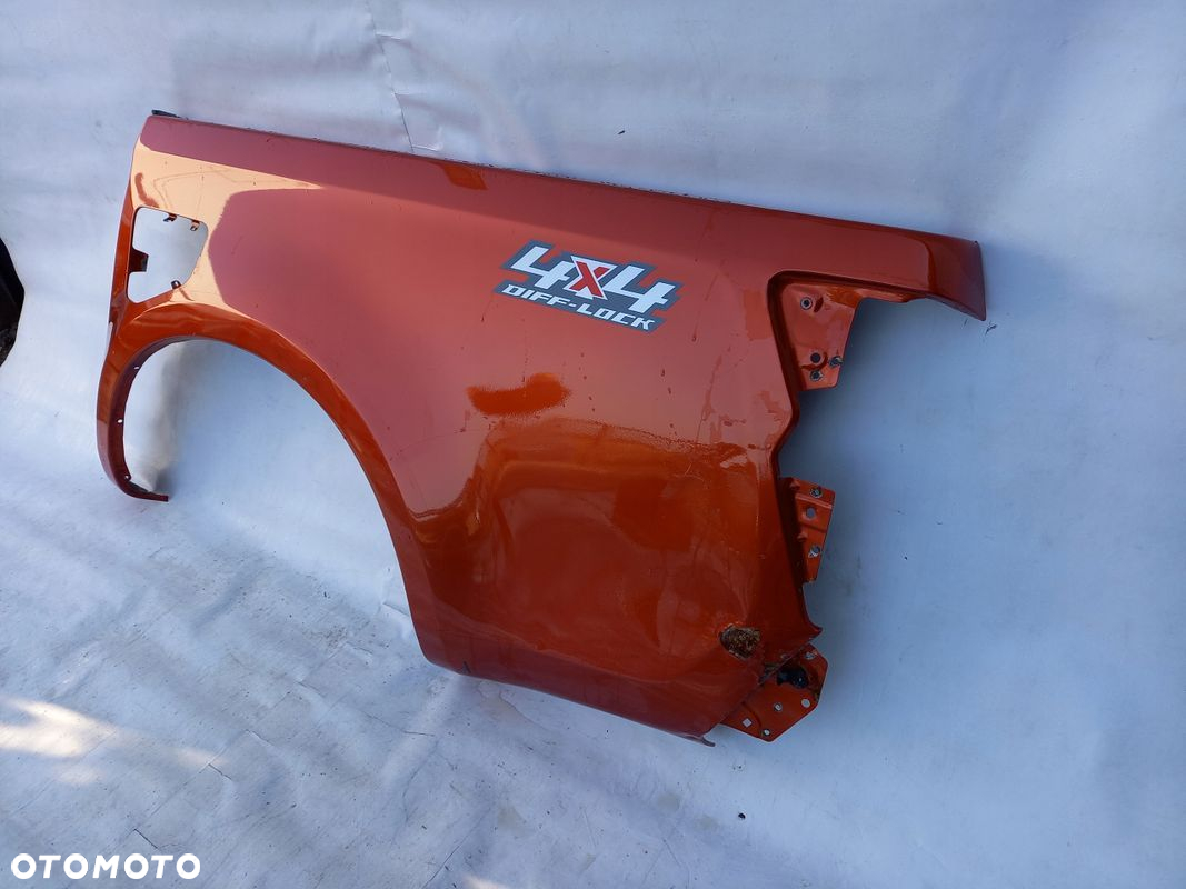 Isuzu D-Max III 3 błotnik lewy tylny tyl poszycie zabudowy paki - 3
