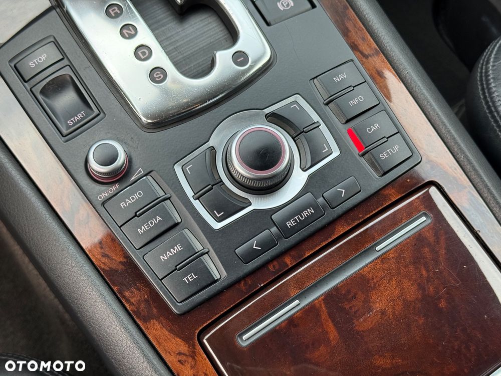 Audi A8 3.0 TDI DPF quattro Langversion - 25