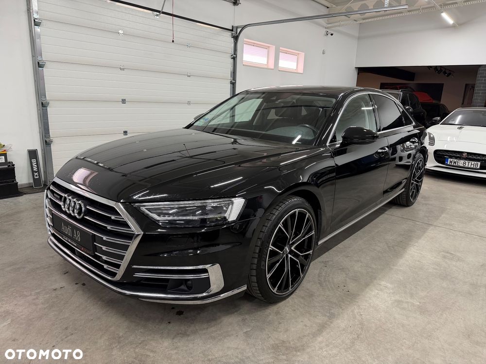 Audi A8 - 2
