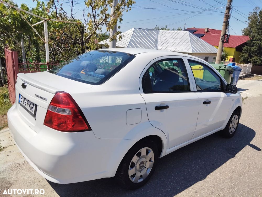 Chevrolet Aveo - 7