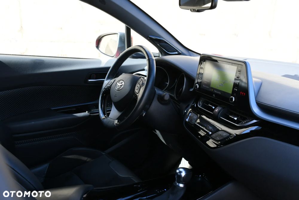 Toyota C-HR - 14