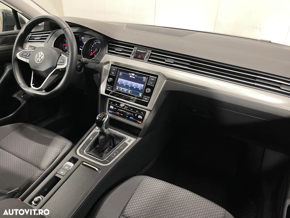 Volkswagen Passat 1.5 TSI ACT Advance - 9
