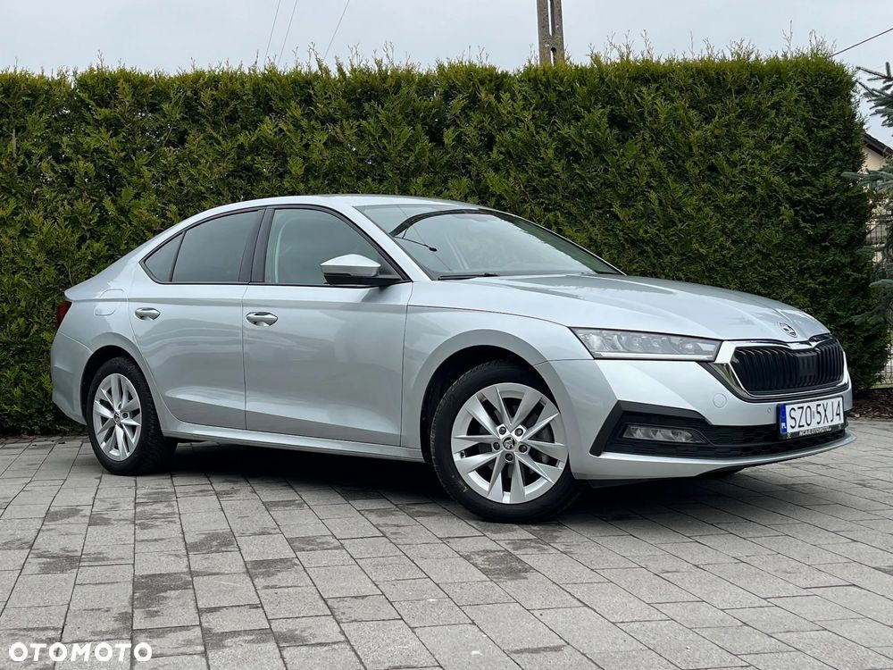 Skoda Octavia 1.5 TSI ACT Ambition - 4