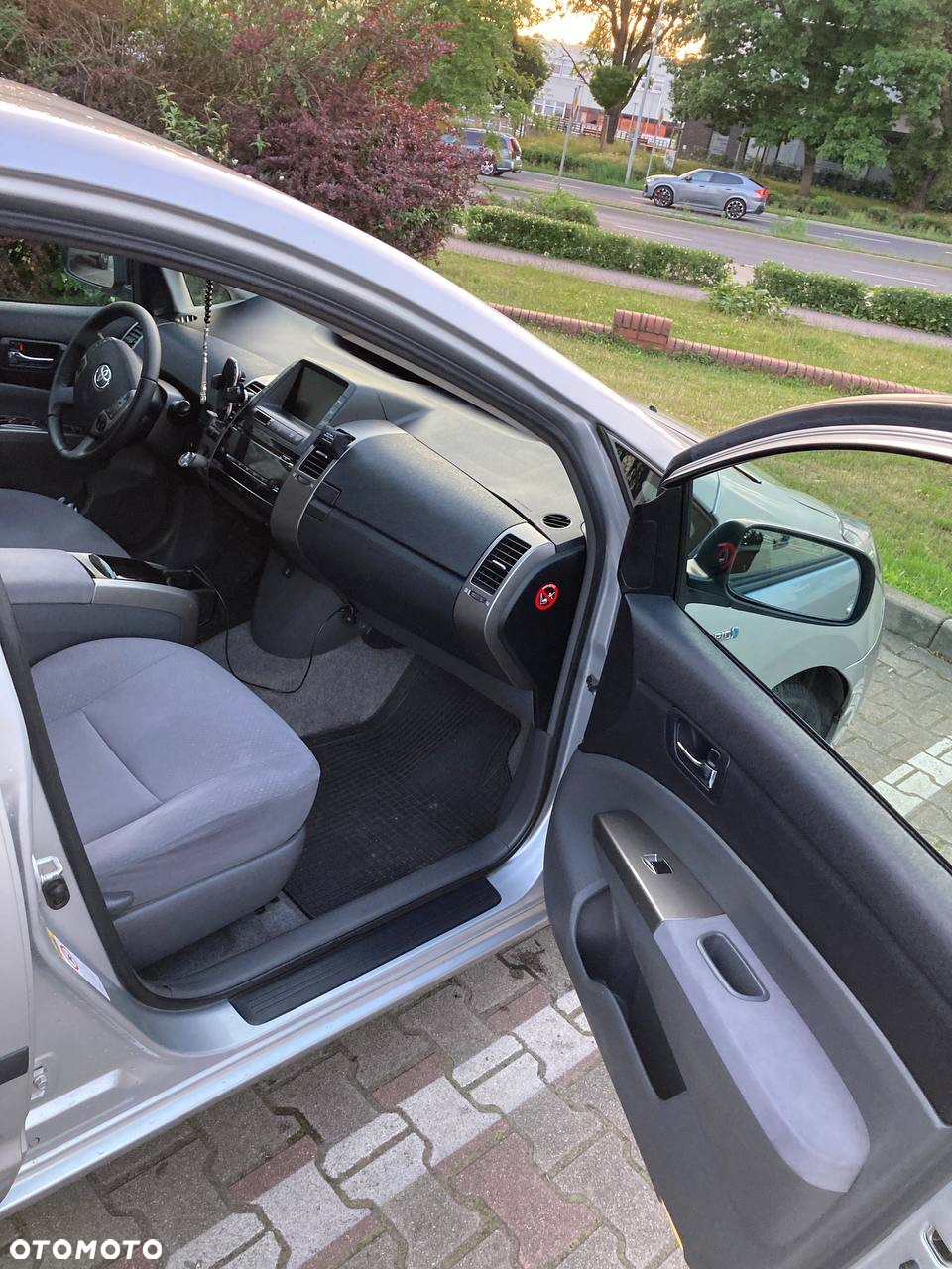 Toyota Prius 1.5 VVT-i Sol (nav) - 9