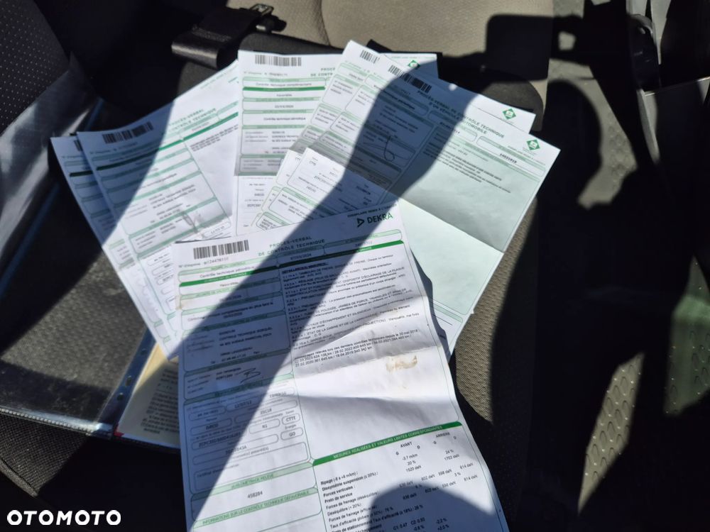 Iveco DAILY 40C18 180KM DO PRZEWOZU ZWIERZAT BYDŁA KONIOWÓZ - 22