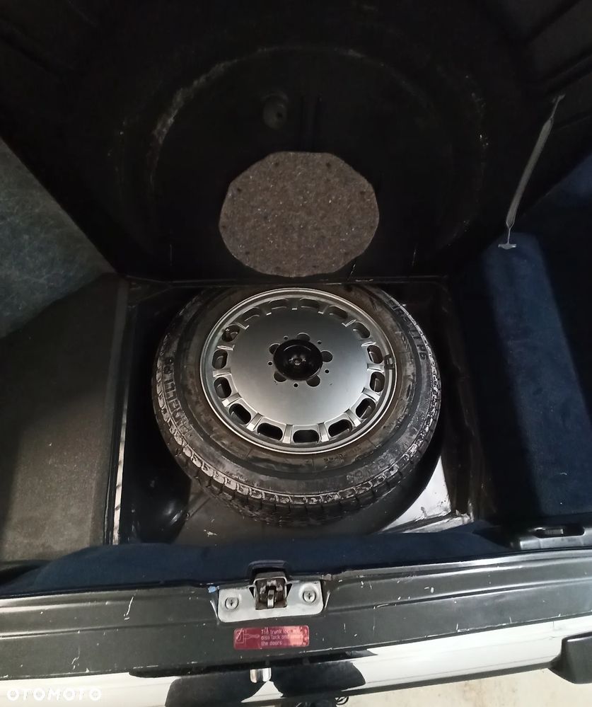 Mercedes-Benz SL - 16