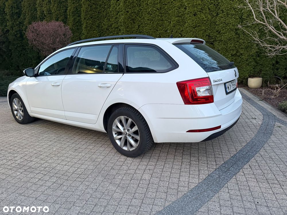 Skoda Octavia 1.6 TDI Ambition - 8