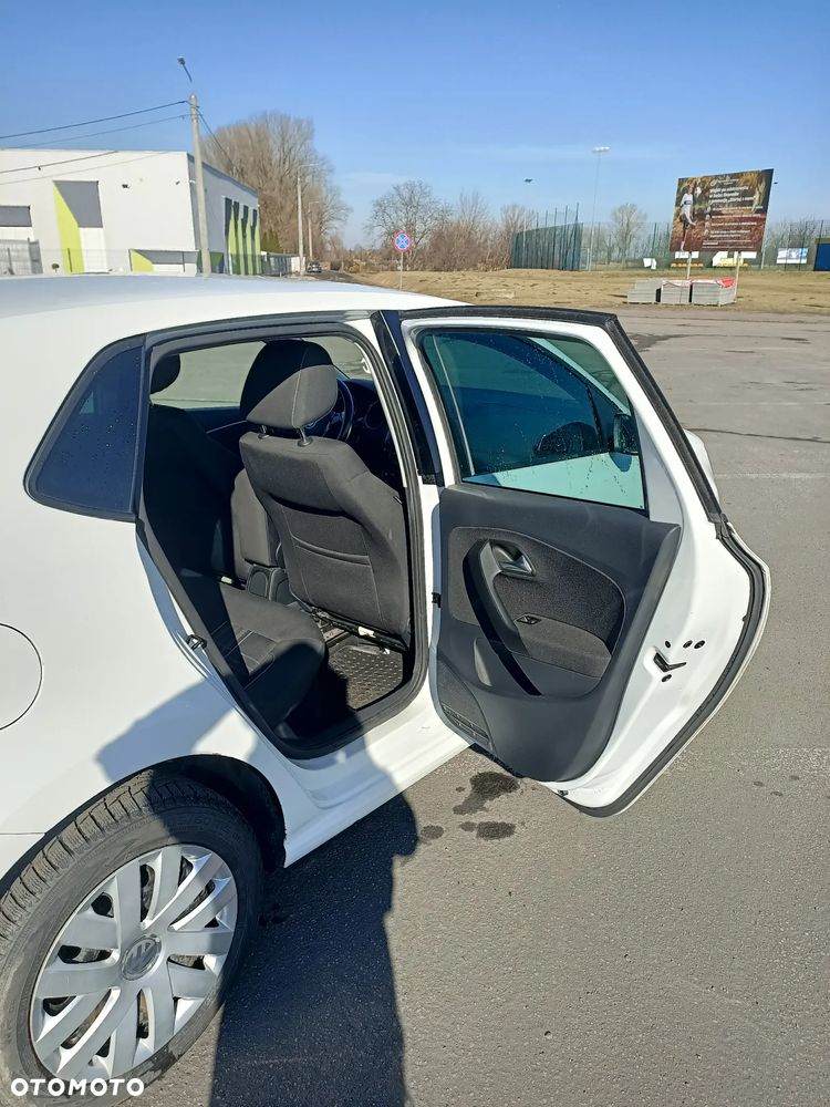 Volkswagen Polo - 8