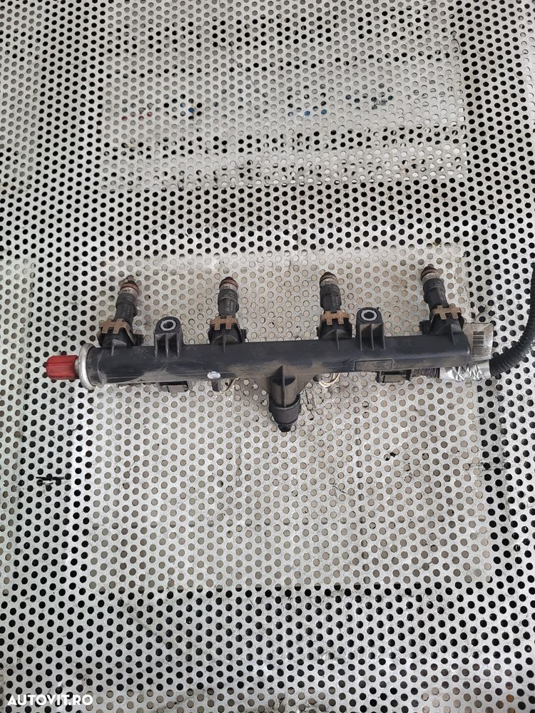 Rampa Injectoare Injectoare Injector Fiat 500 1.4-16 Valve Benzina Cod  - Dezmembrari Arad - 3