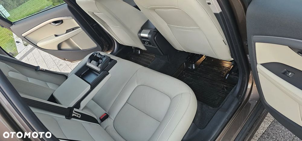 Volvo V70 D4 Summum - 25