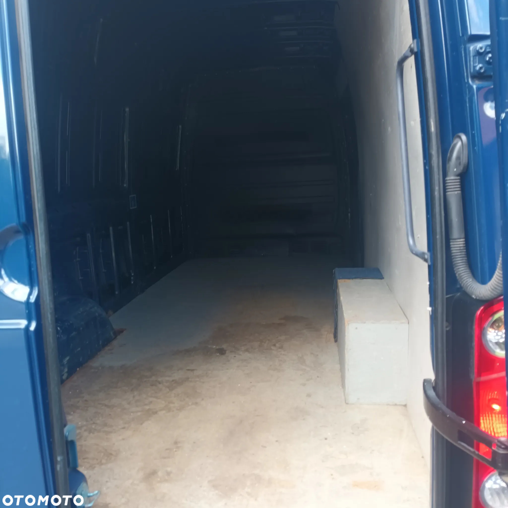 Volkswagen CRAFTER 2,5 TDI - 8