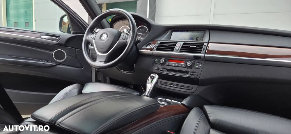 BMW X6 xDrive40d - 9