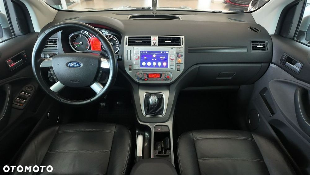 Ford Kuga 2.0 TDCi 2x4 Titanium - 19