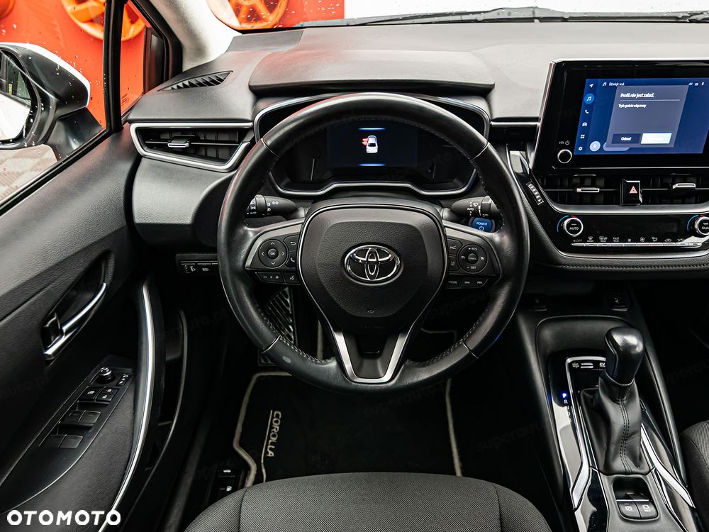 Toyota Corolla - 11