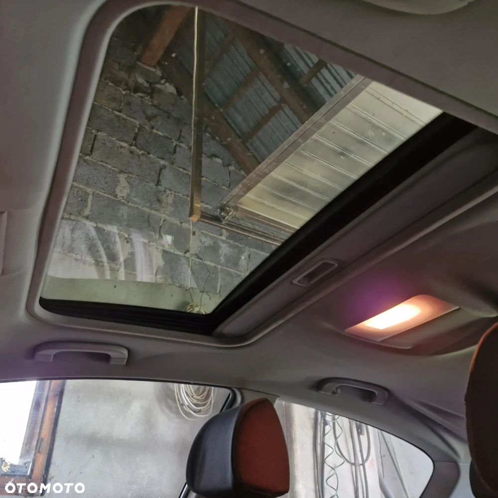 BMW Seria 1 120d DPF Edition Sport - 8