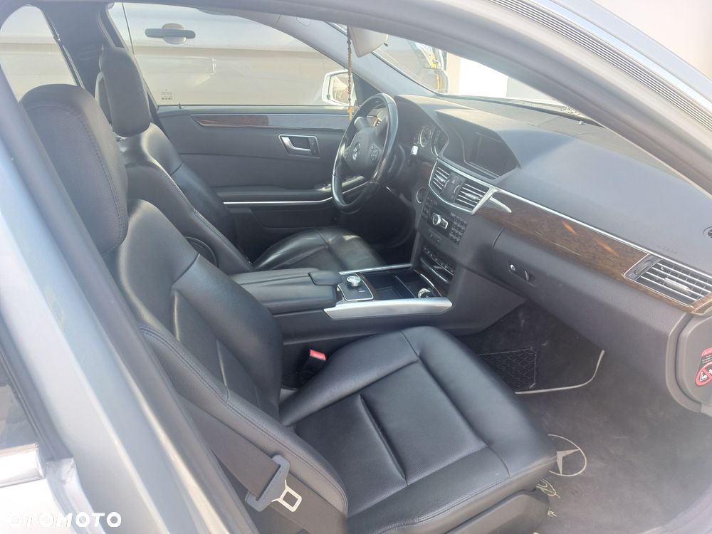 Mercedes-Benz Klasa E 200 CDI BlueEff Elegance - 25