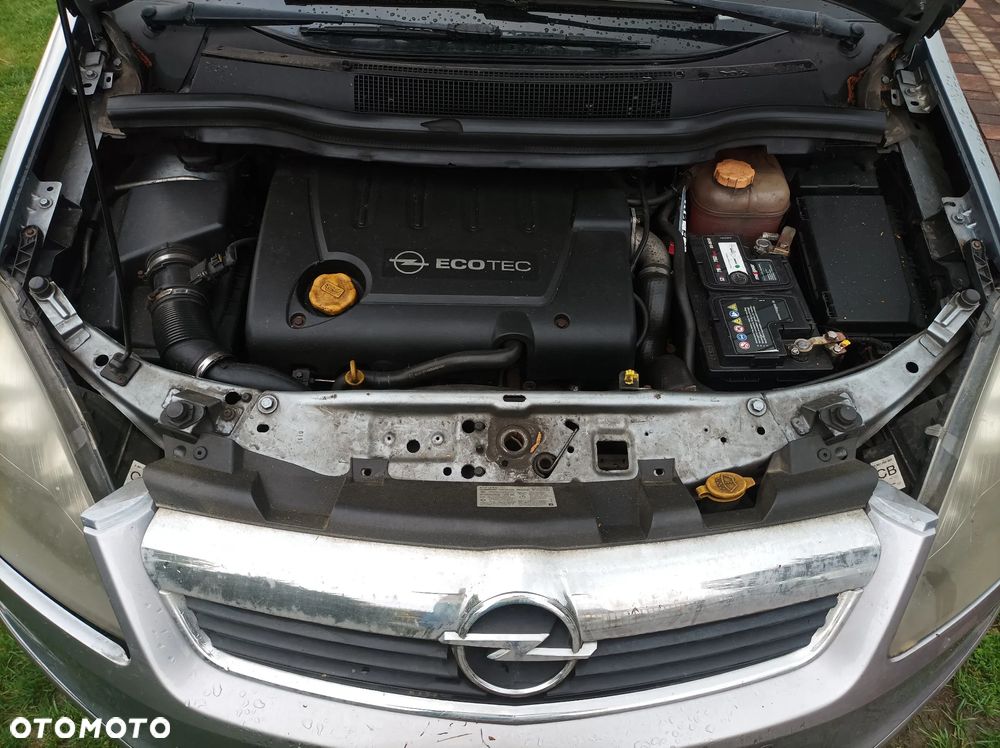Opel Zafira 1.9 CDTI Cosmo - 3