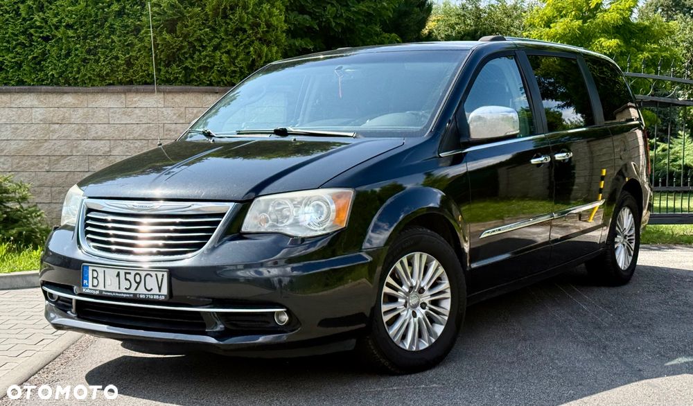 Chrysler Town & Country 3.6 Limited - 6