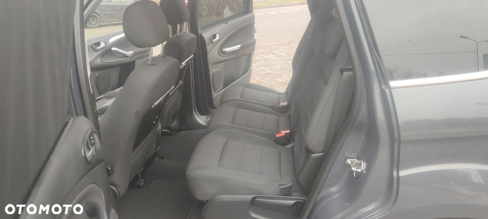 Ford S-Max 2.0 TDCi DPF Titanium - 8